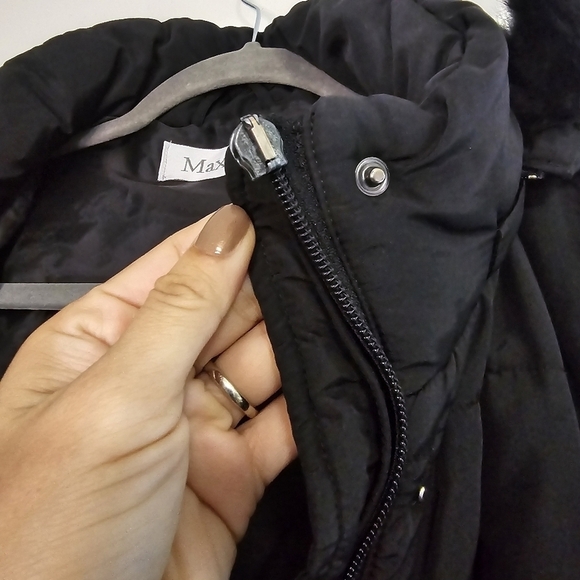 Max Mara Black Puffer Long Hooded Coat Faux fur hood winter Neutral - Picture 7 of 14